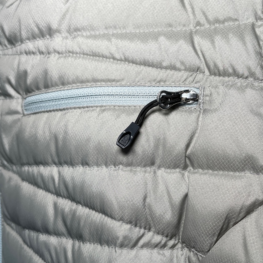 NWT- Women's Spyder Timeless Down Puffer Coat, M - Picture 5 of 11